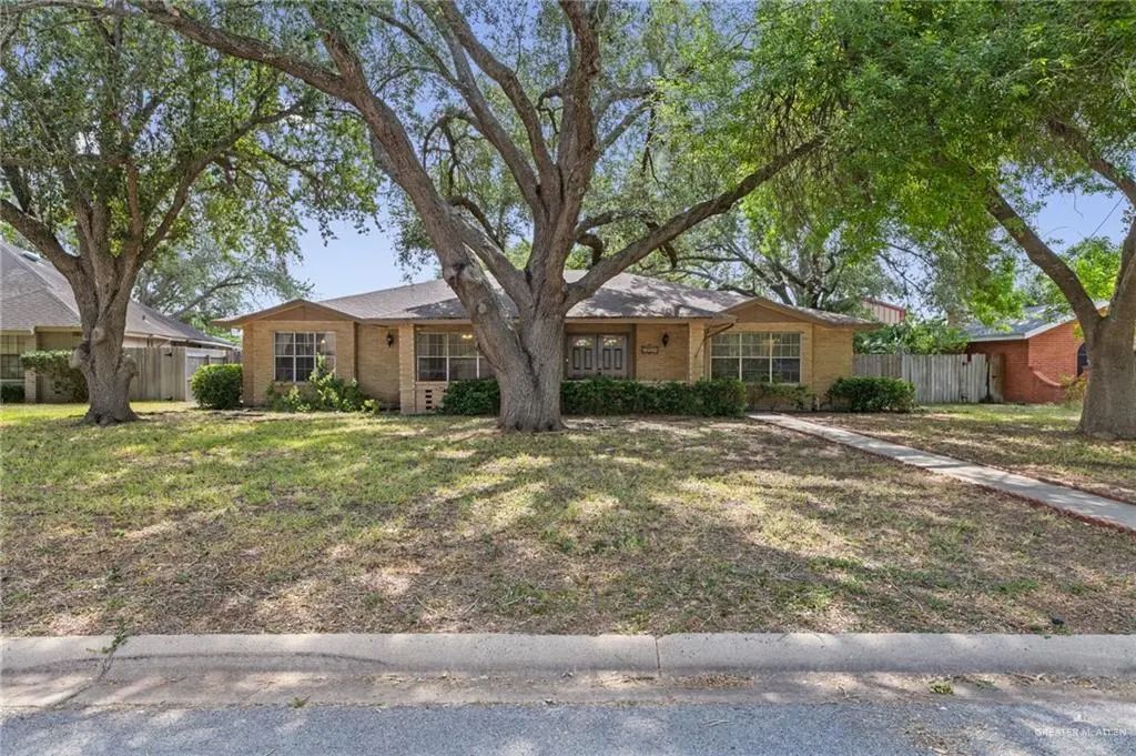 1709 Pecan Street, Harlingen