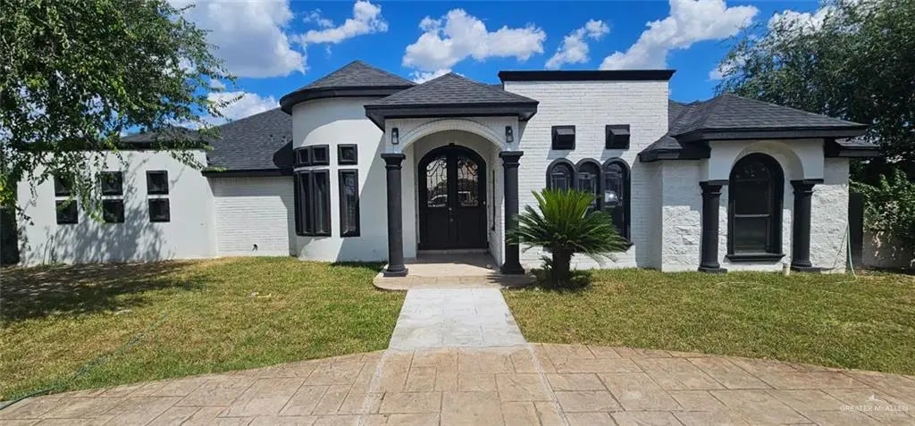 3120 N Mayberry Street, Mission