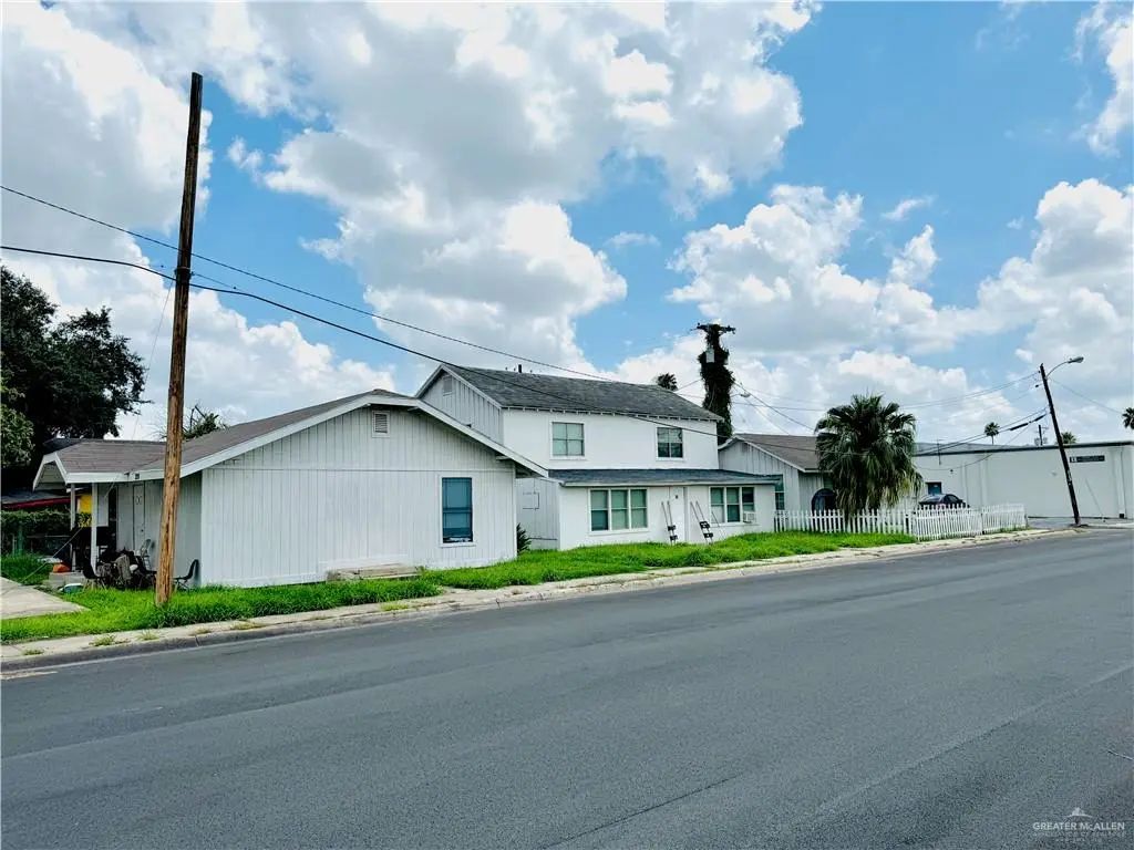 220 W 5th Street, Weslaco