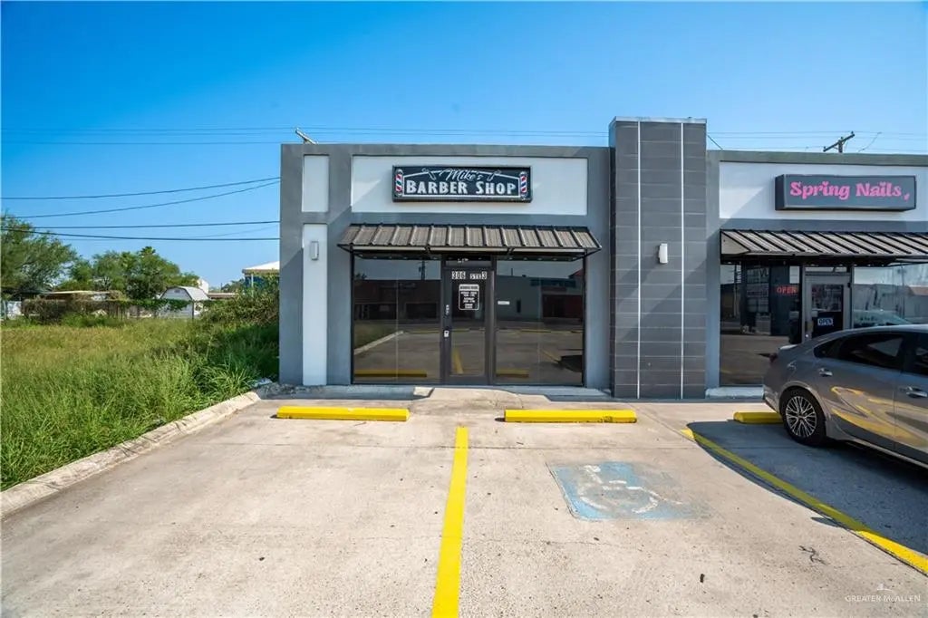 306 N Broadway Street 3, Elsa