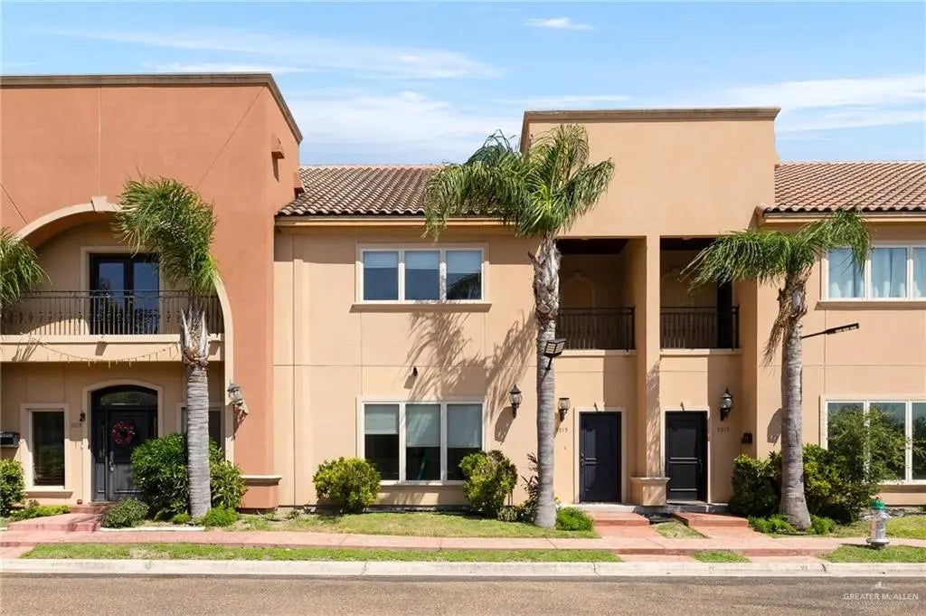 7027 N 3rd Street 7027, McAllen