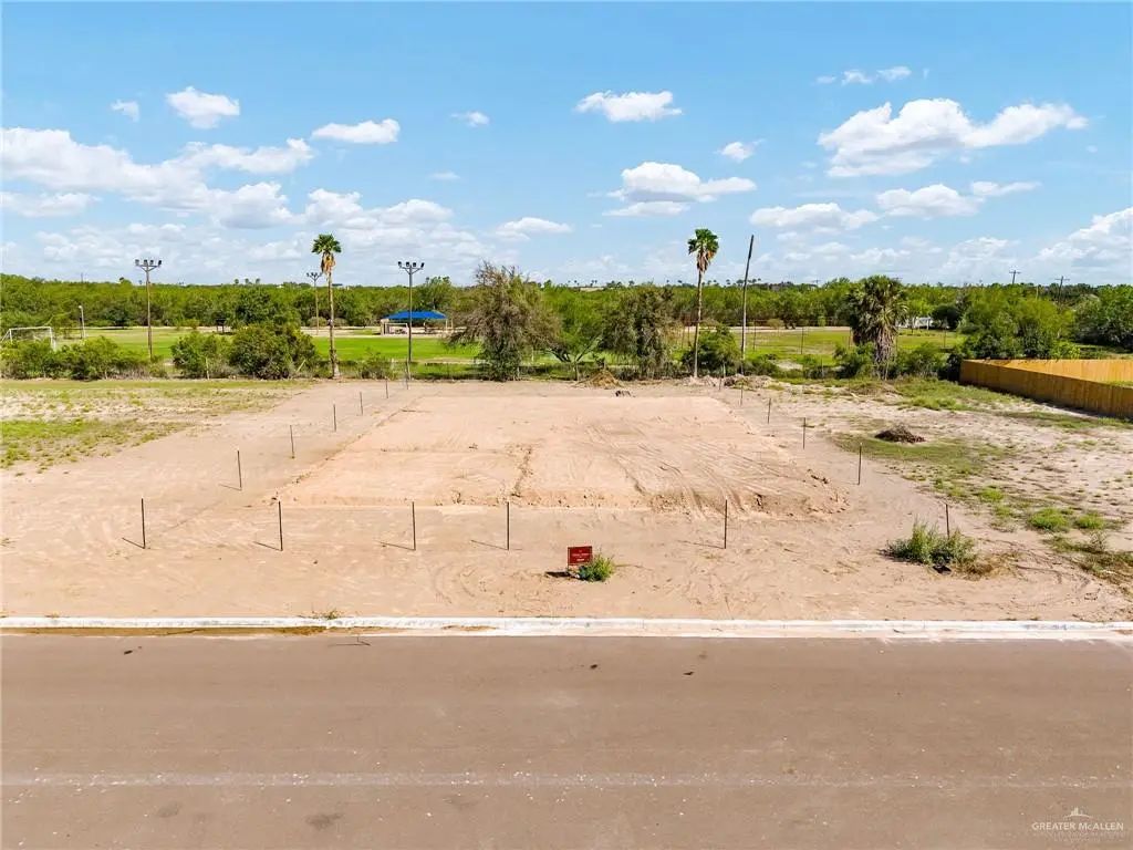 1115 Las Brisas Drive, Mission