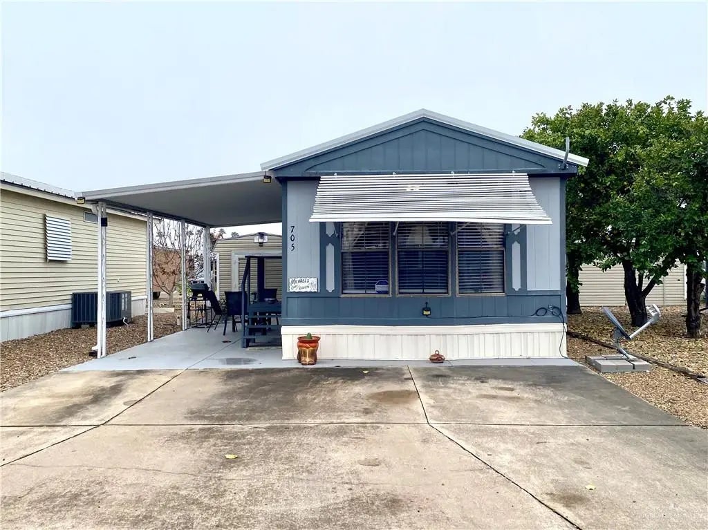 705 Pine Avenue, Mission