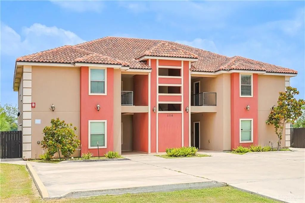 1216 E Pineridge Avenue B, McAllen