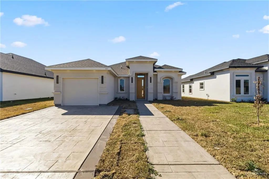 417 Serg Loop, Alamo