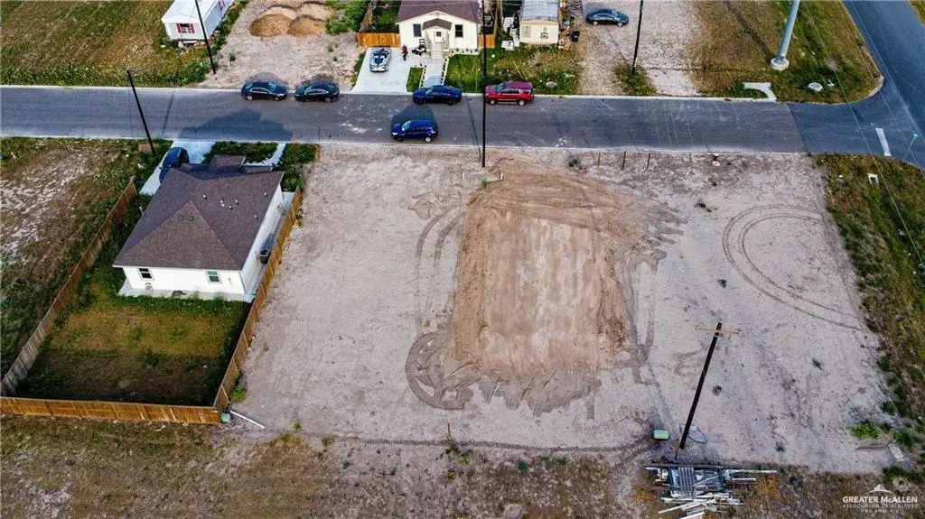 7539 Aztec Street, Donna