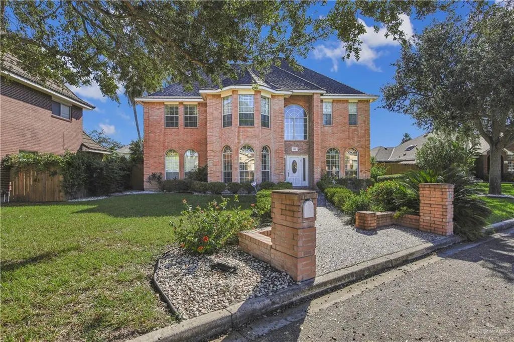 112 E Zenaida Avenue, McAllen