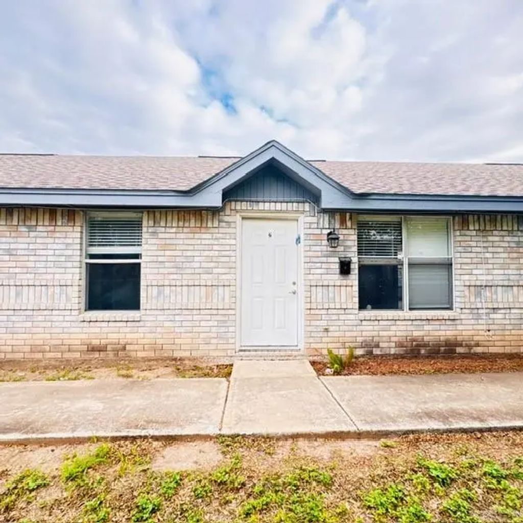 707 N Keralum Avenue 2, Mission