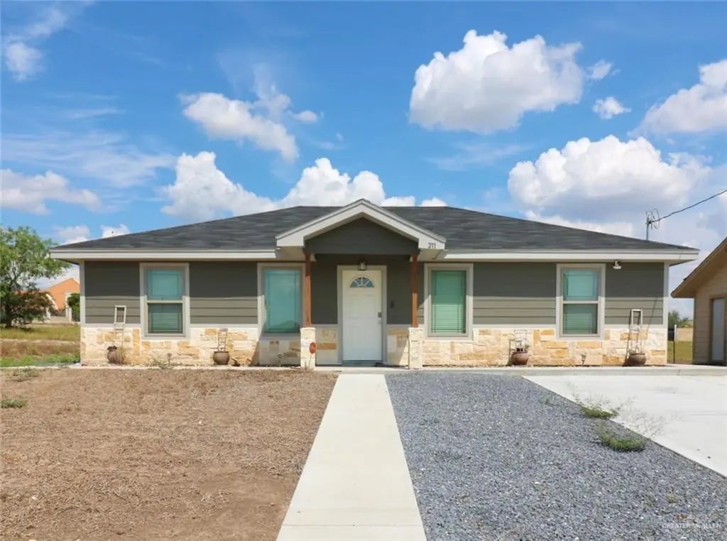 311 Spanish Oak Avenue, Rio Grande City