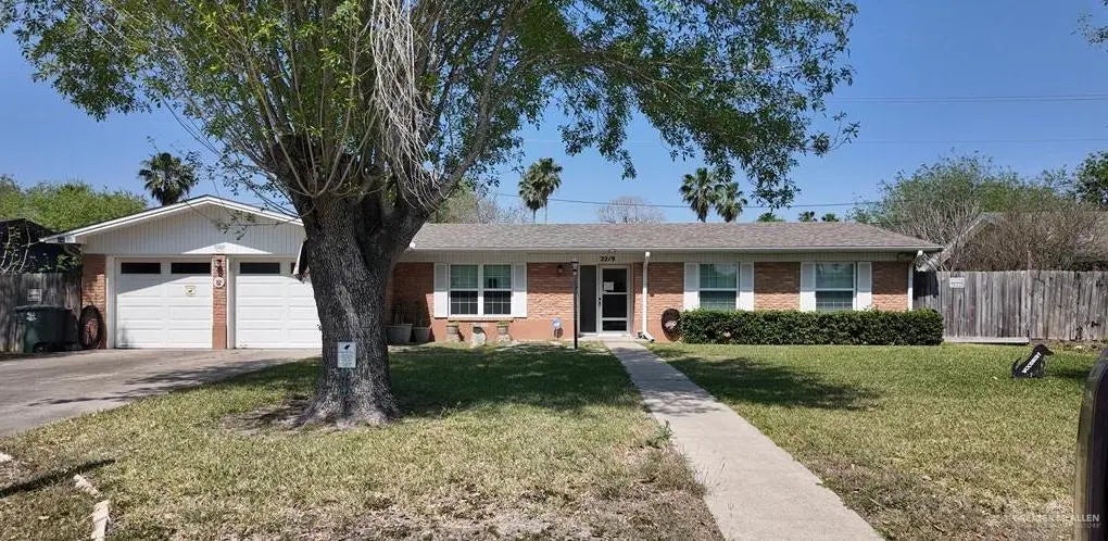 2219 Ella Avenue, Harlingen