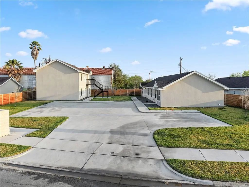 2112 Multi-national, Harlingen