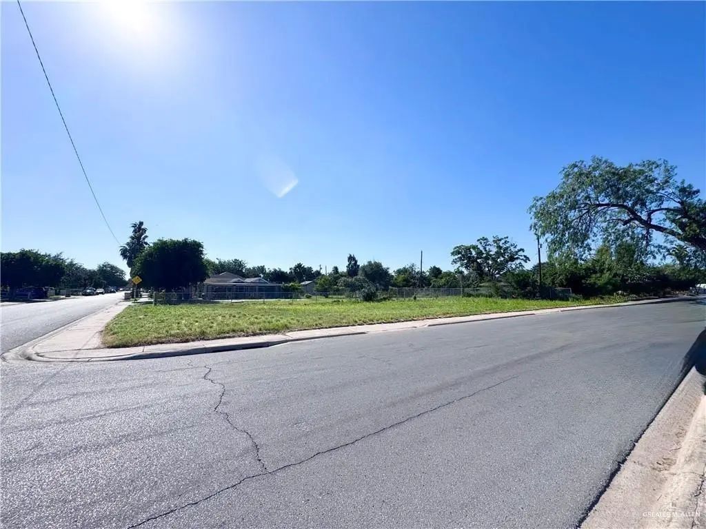 2204 Fir Avenue, McAllen