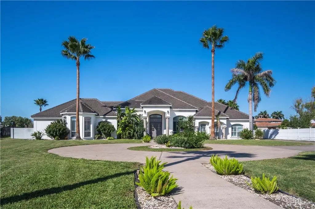 2806 Santa Laura, Mission