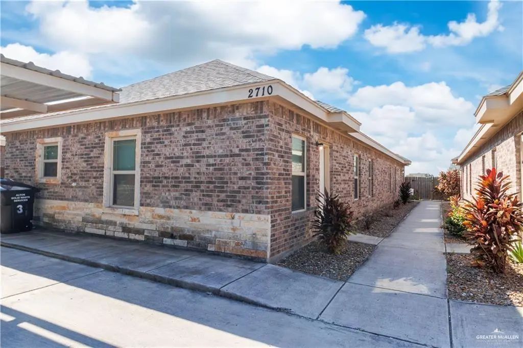 2710 E Garfield Avenue 2, Alton
