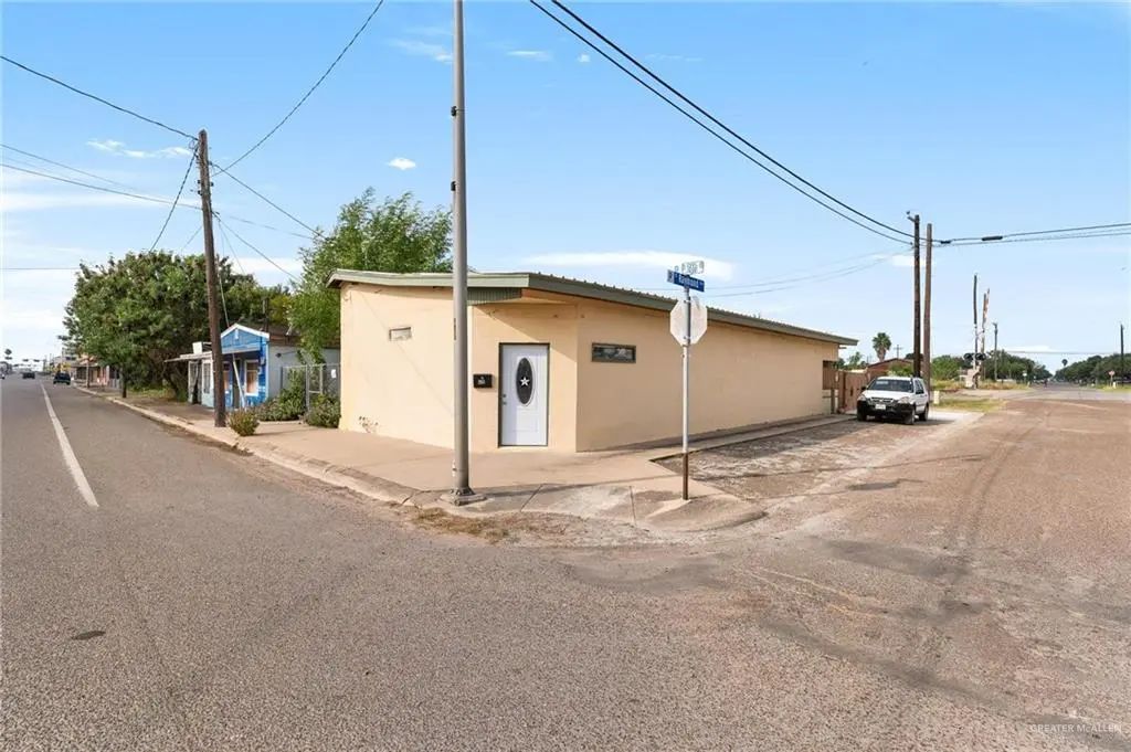 293 N 7th Street, Raymondville