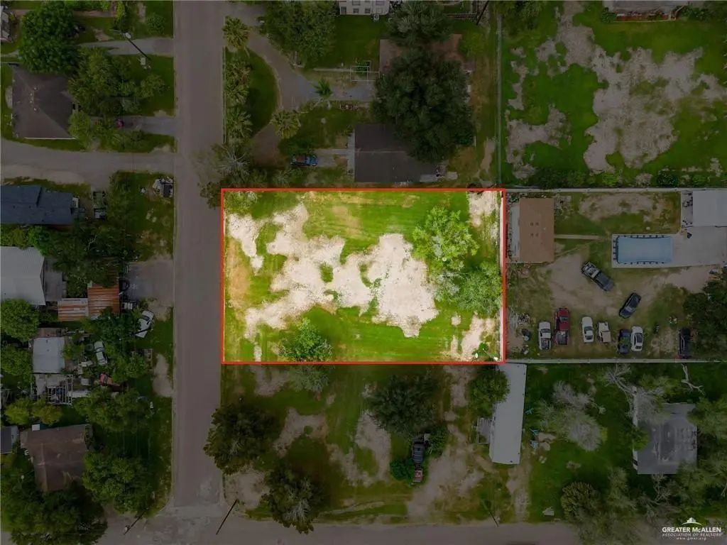 W Watts Avenue, Progreso
