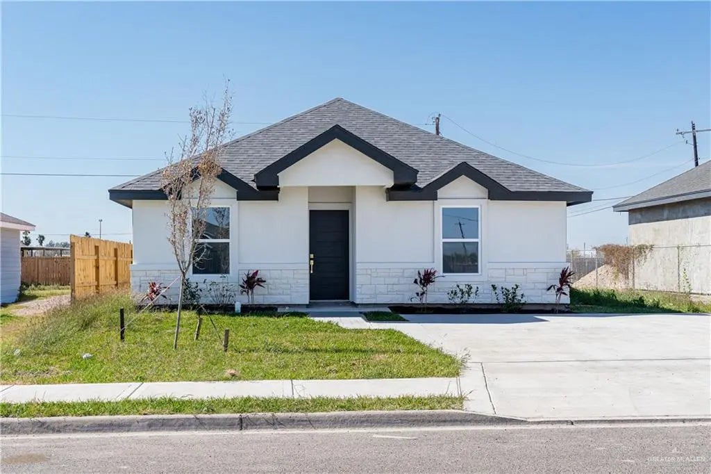 1303 Carlos Drive, Alamo