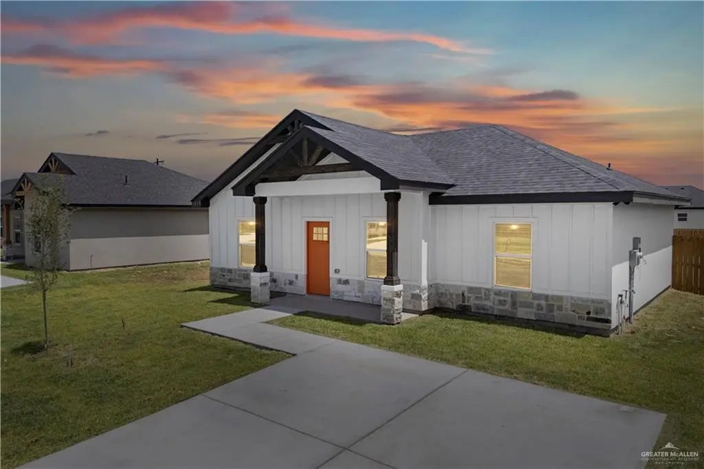 1702 Hope Drive, Mercedes