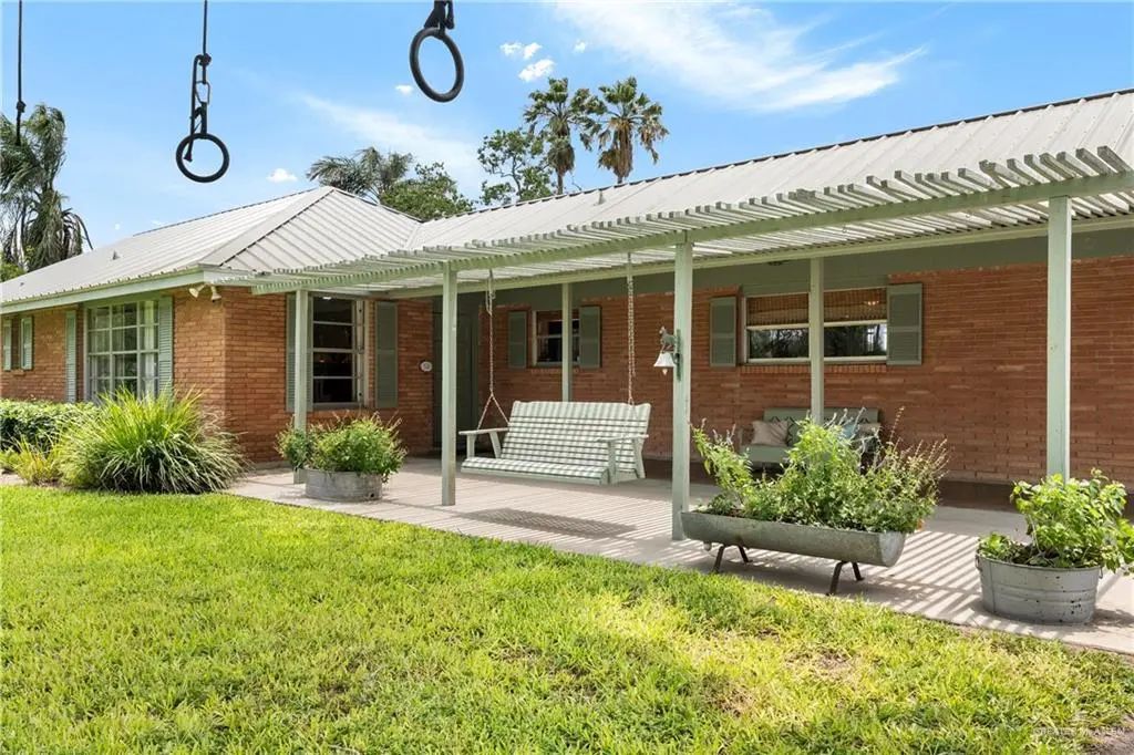 16248 Garrett Road, Harlingen