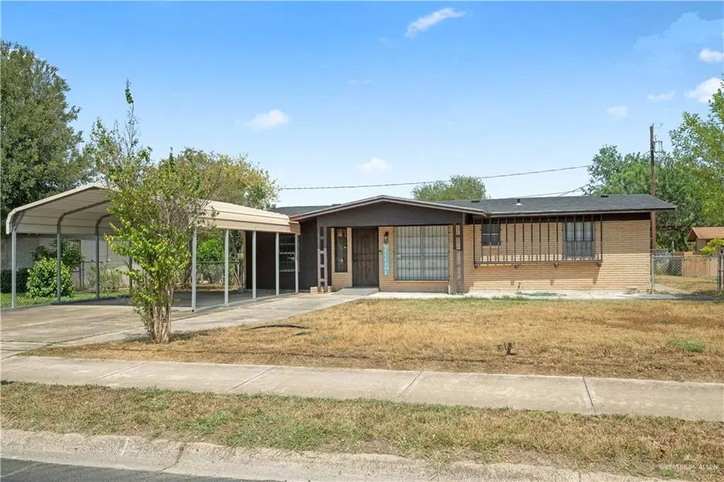 1816 N Holland Avenue, Mission