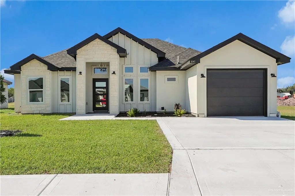 1047 Nina Avenue, Alamo