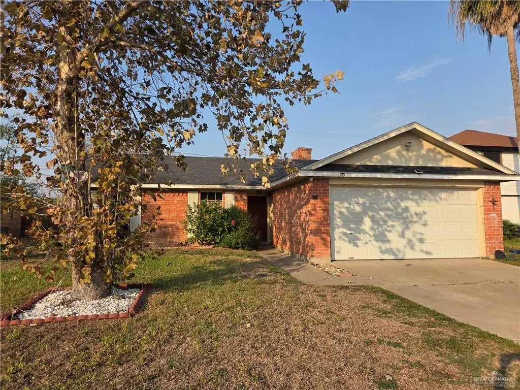 125 E Tamarack Avenue, McAllen