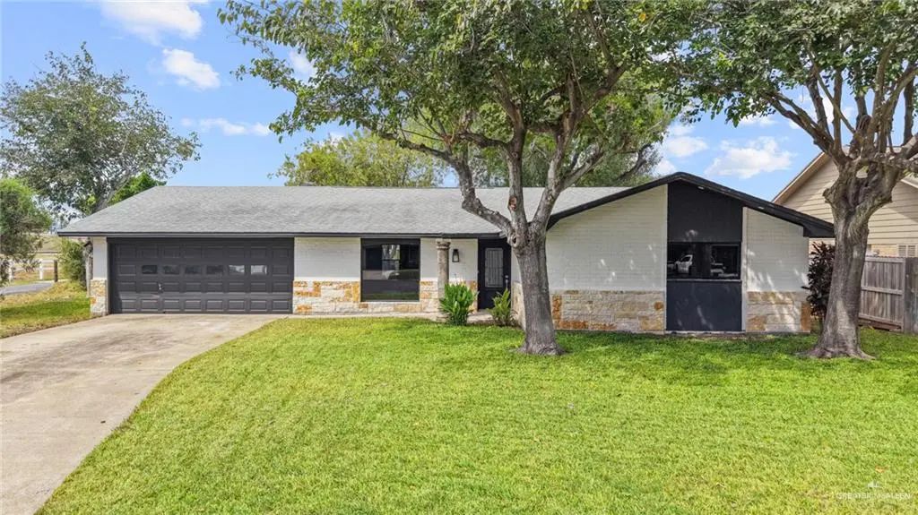 1718 Redbud Avenue, McAllen