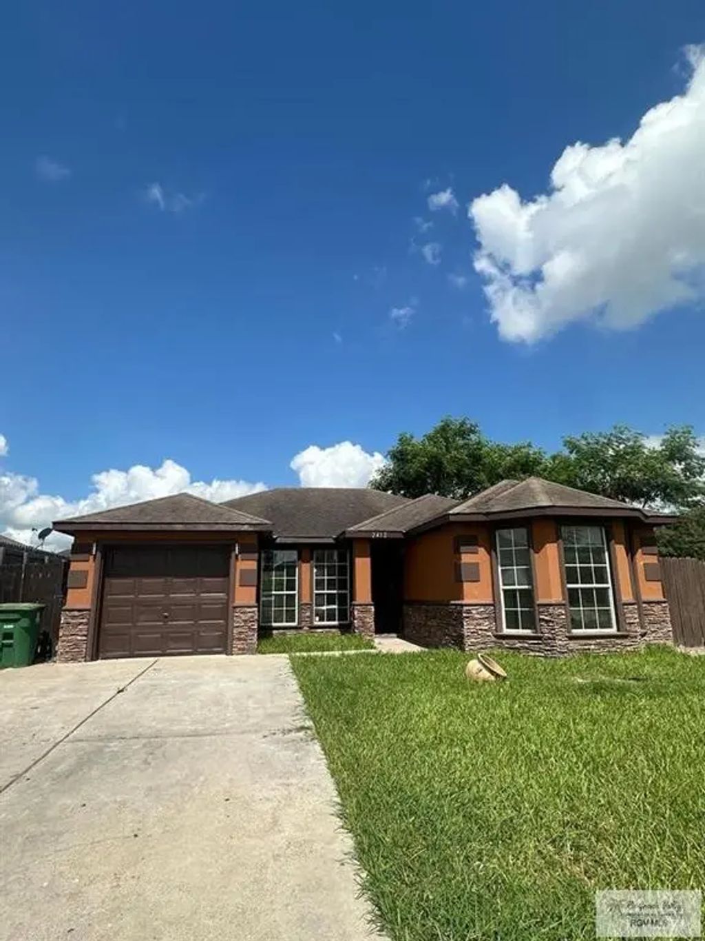 2412 Munich Street, Brownsville