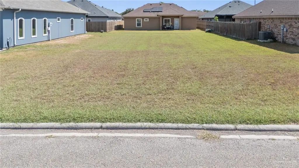 1904 Salvador Avenue, Weslaco
