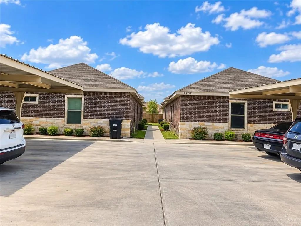 2707 E Garfield Avenue A, Alton