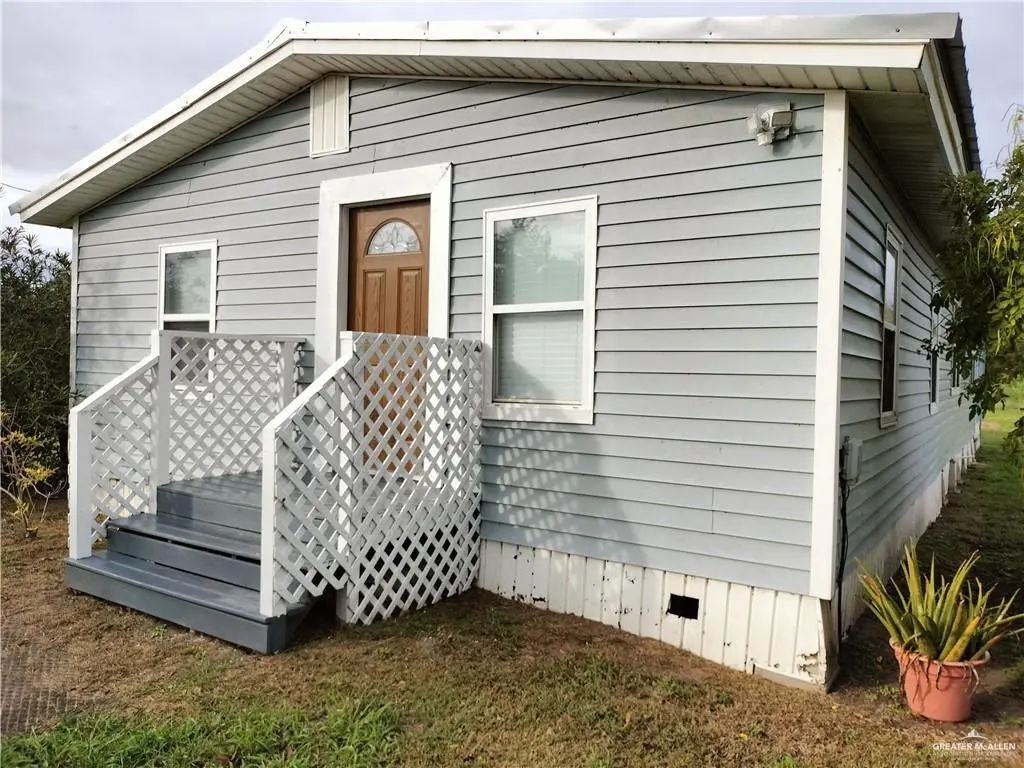 8458 Charles Green Road, Edcouch