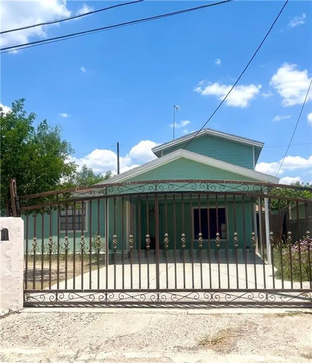 282 Lopez Lane, Rio Grande City