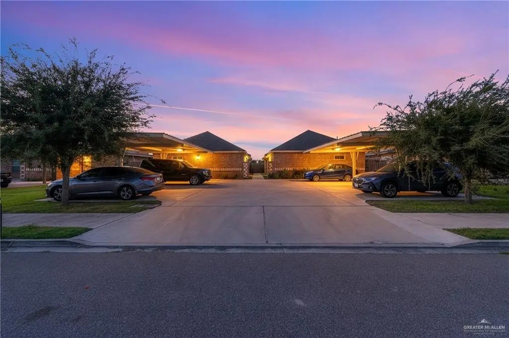 2608 E Garfield Avenue 2, Mission