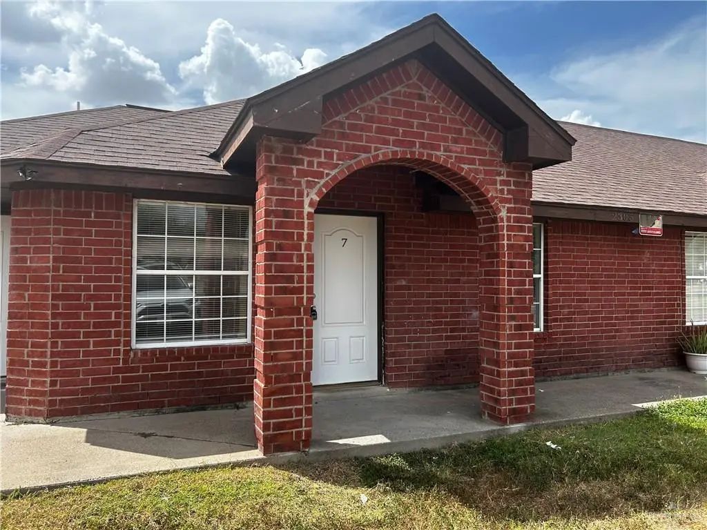 2305 N 32nd Street N 7, McAllen