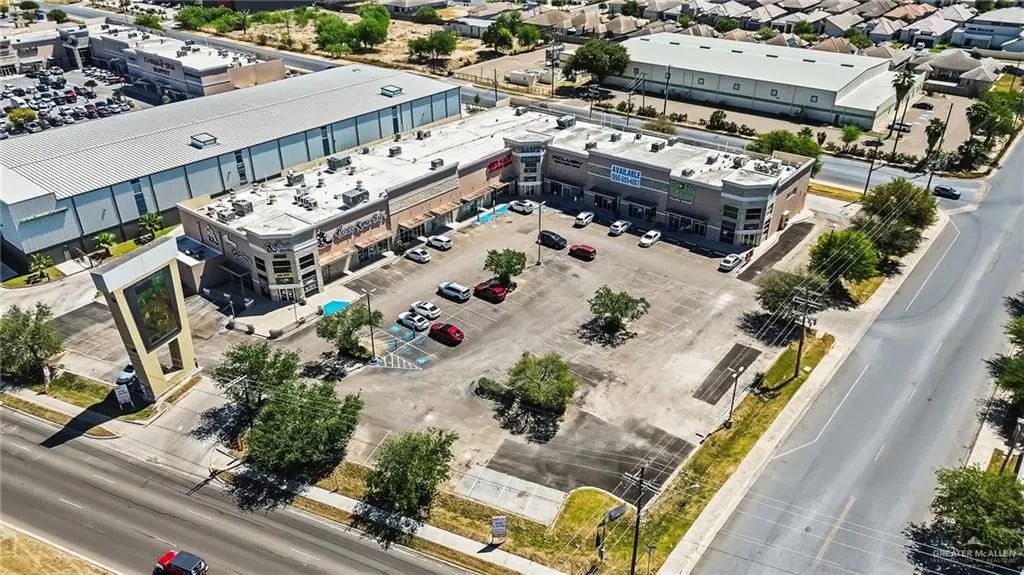 5025 W Expressway 83 Highway 120, McAllen