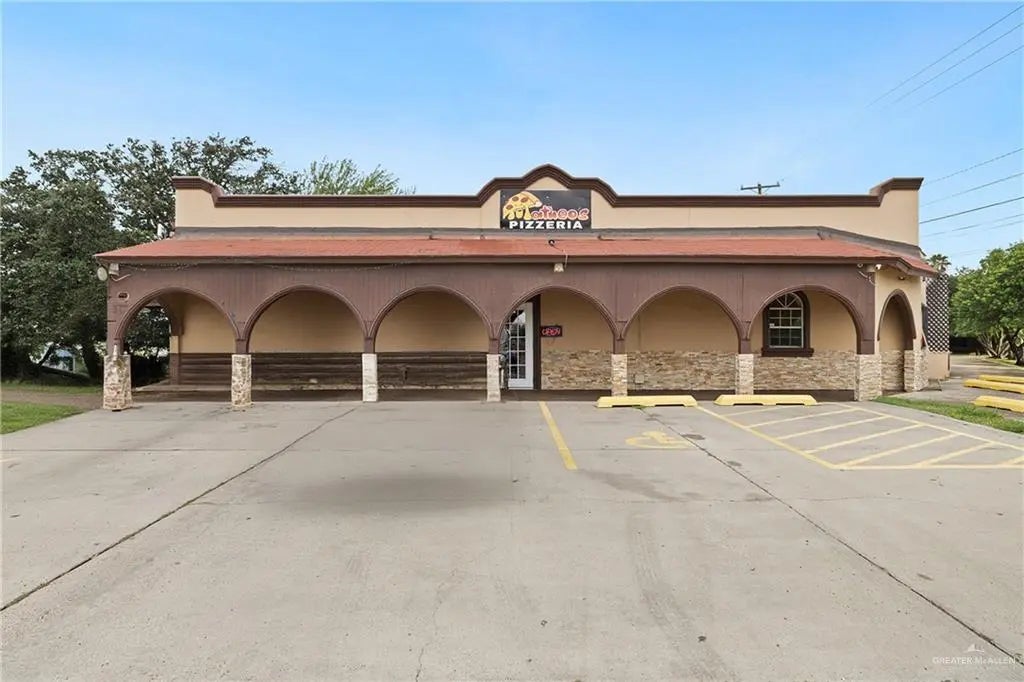 900 S Main Street, La Feria