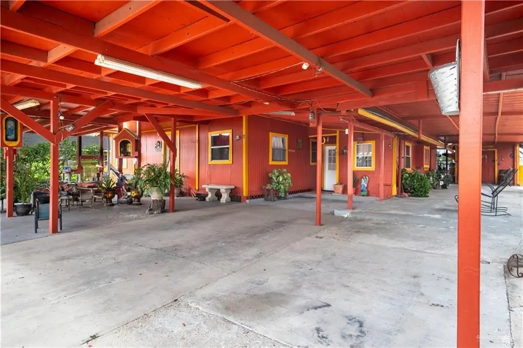 211 Monica Street, Mission