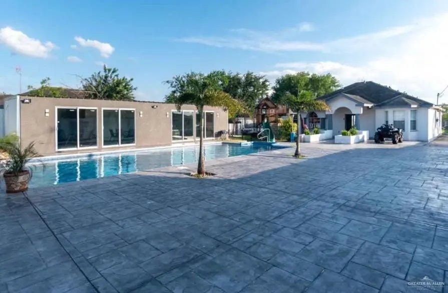 7809 Business Hwy 83, Mission