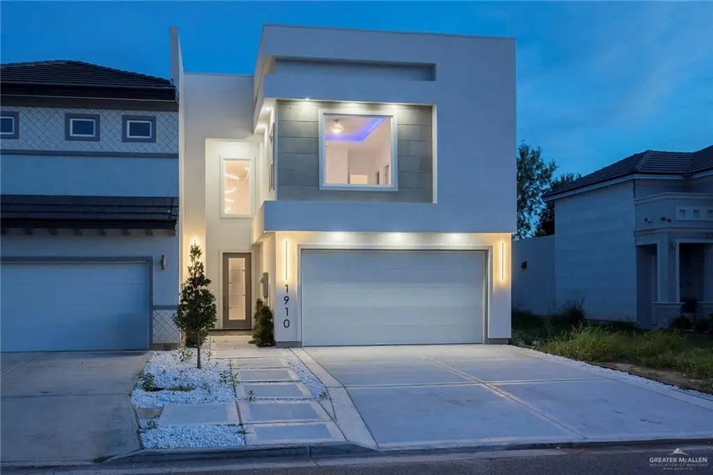 1910 Sunset Drive, Mission