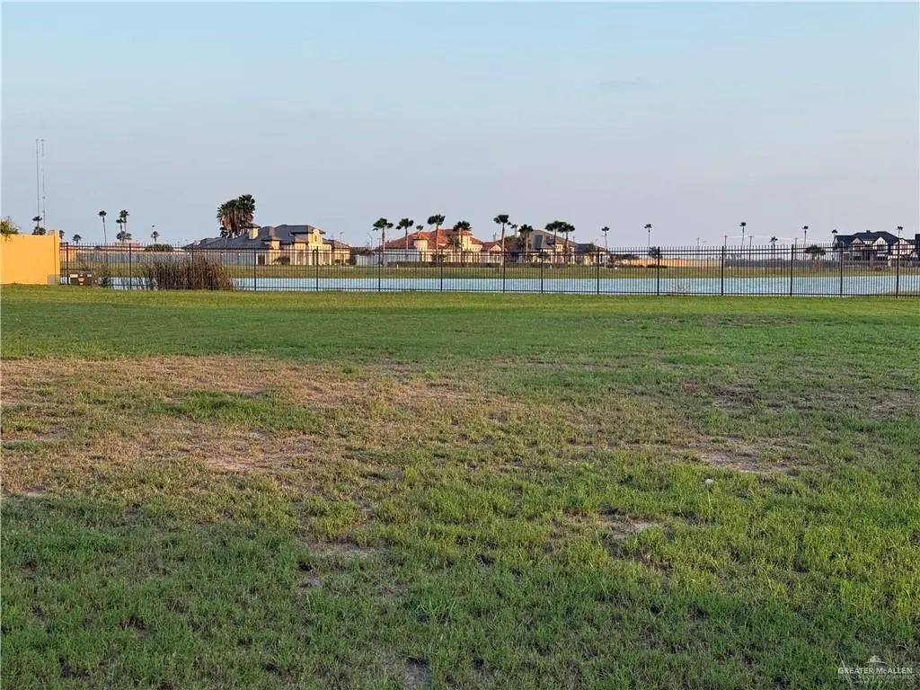 4633 Estancia Parkway, McAllen