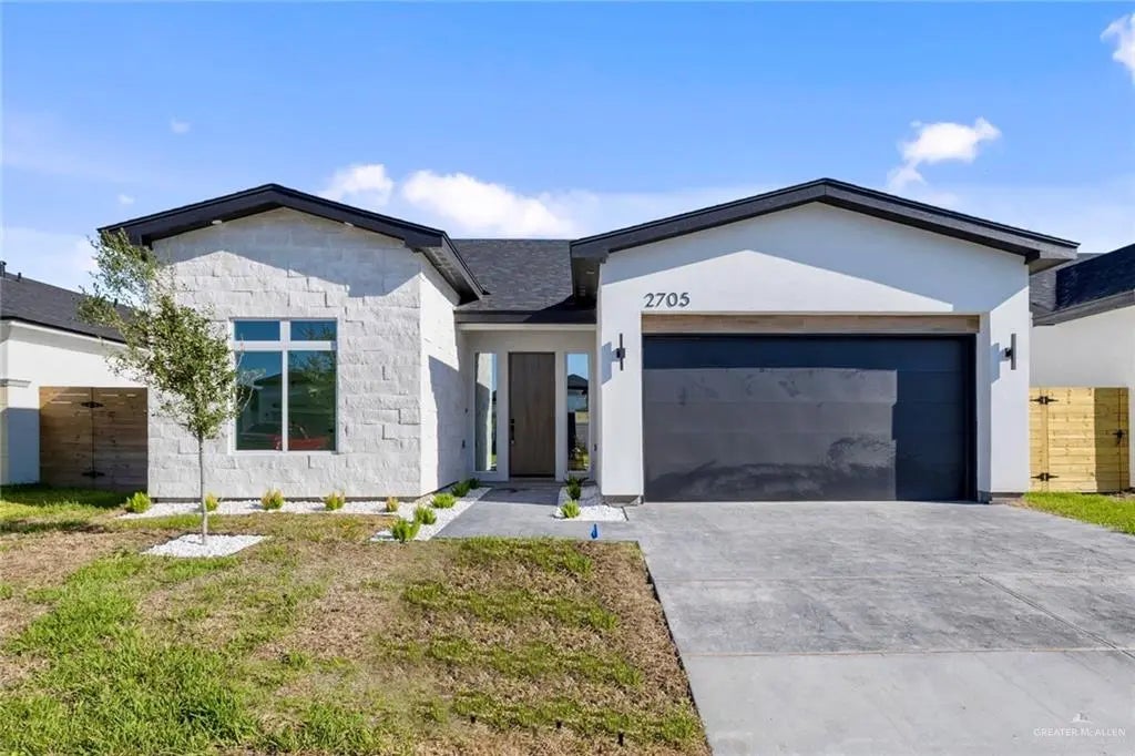 2705 E Pecos Road, Edinburg