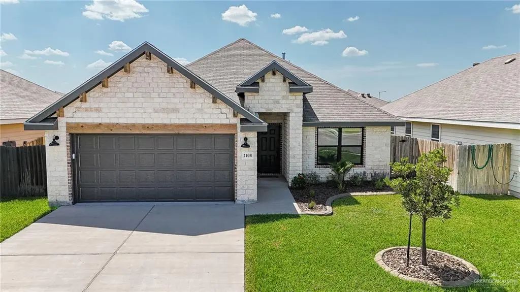 2108 N 27th Street, Hidalgo