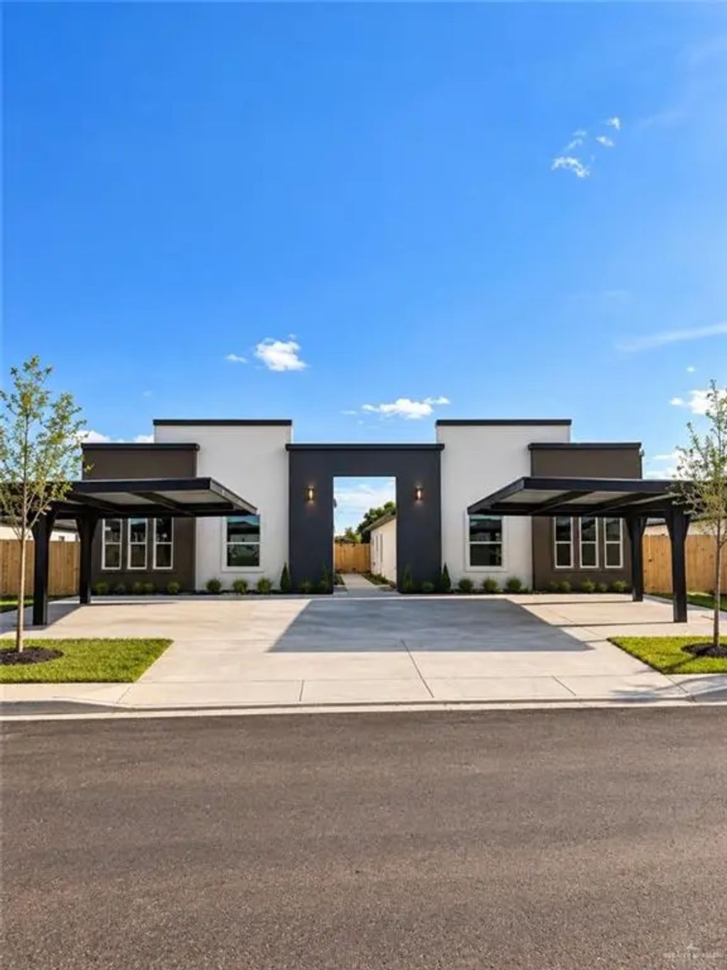 3710 E Hillview Avenue 1, Edinburg