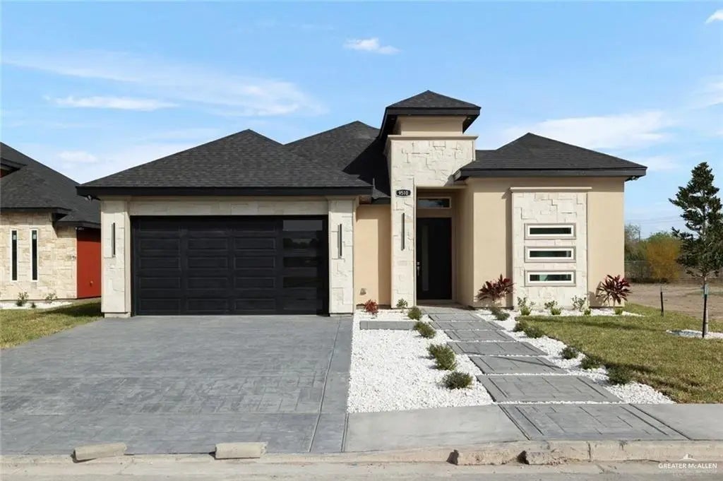 9510 N 71st Lane, McAllen