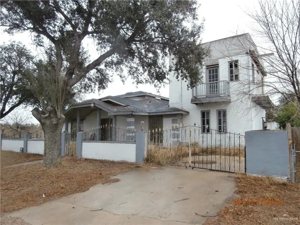 502 N Lalos Drive, Palmview