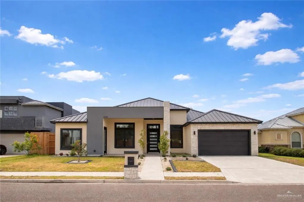 2322 E 25th Street, Mission