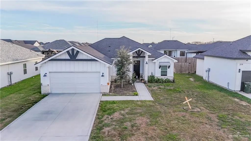 213 Janet Circle, La Feria