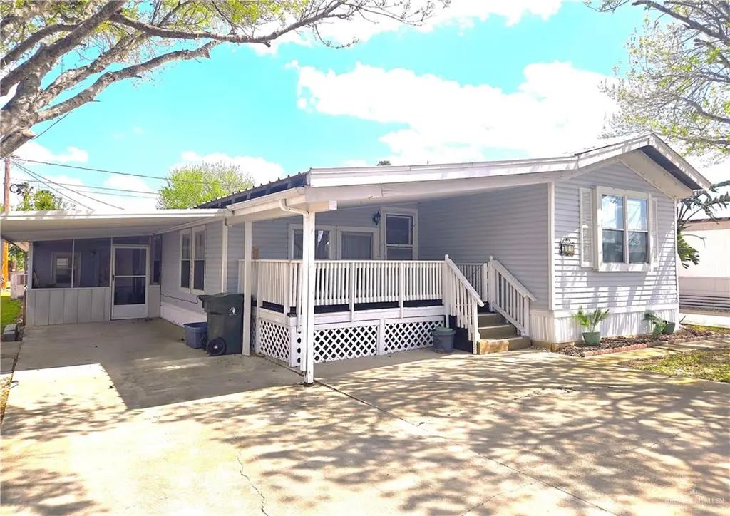 800 N Hibiscus Lane 11, La Feria