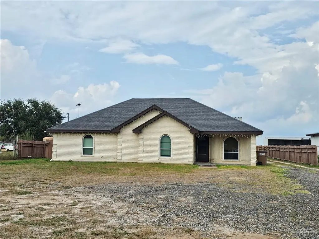 315 N Los Cerritos Circle, Edinburg