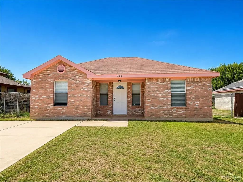 709 W Falcon Avenue, Pharr
